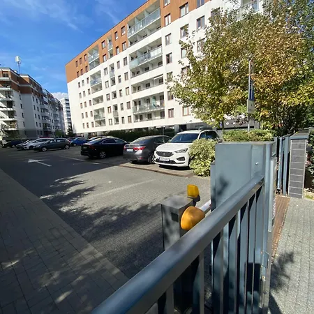 Апартаменты Komfortowy Z Balkonem Na Woli, 2 Варшава