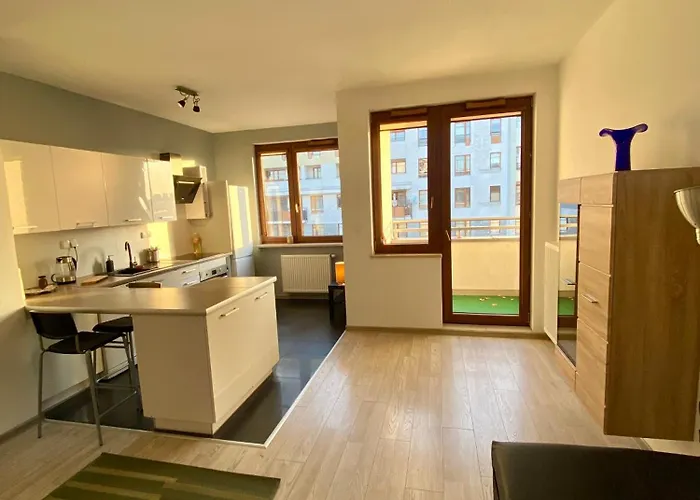 Komfortowy Z Balkonem Na Woli, 2