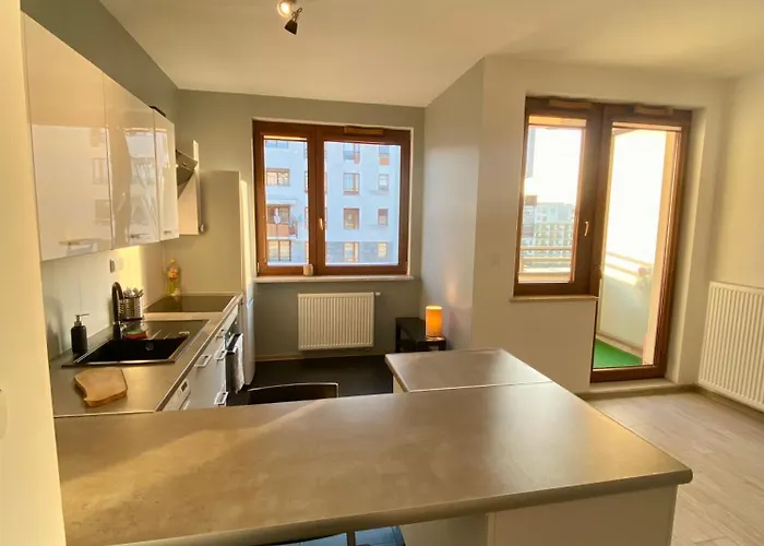 Komfortowy Z Balkonem Na Woli, 2 شقة *