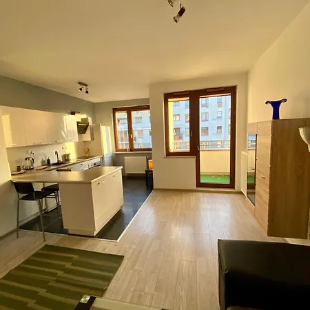 Komfortowy Z Balkonem Na Woli, 2